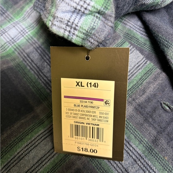 Blue and Green Plaid Button-Up Shirt - Picture 5 of 6